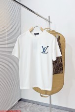 ルイヴィトン服 LOUIS VUITTON 2026新作 Tシャツ