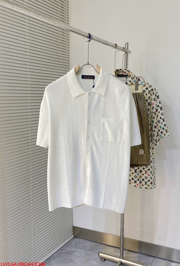 ルイヴィトン服 LOUIS VUITTON 2026新作 Tシャツ