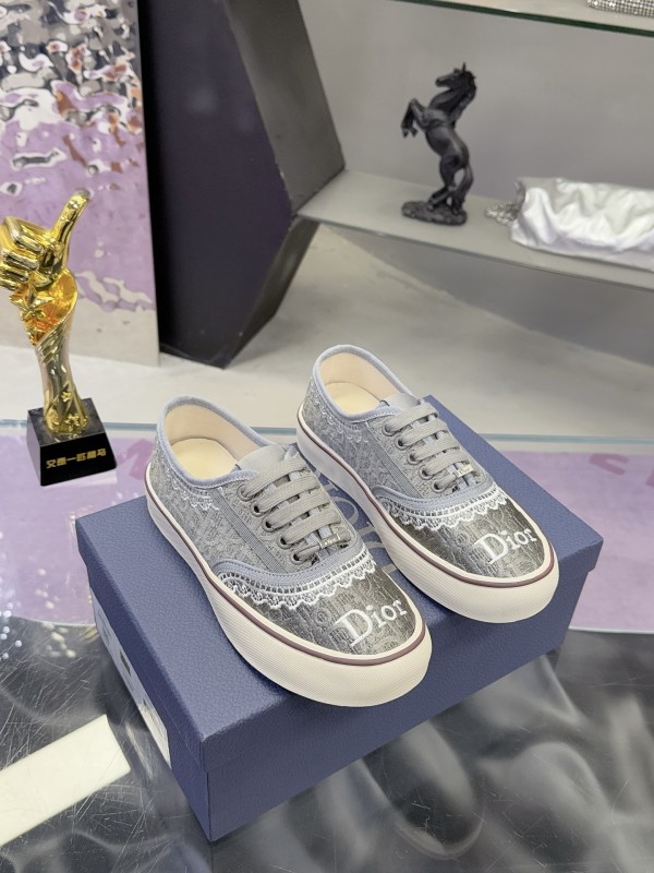 ディオール靴 DIOR 2026新作 スニーカー