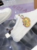 ルイヴィトン靴 LOUIS VUITTON 2026新作 スニーカー