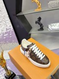 ルイヴィトン靴 LOUIS VUITTON 2026新作 スニーカー