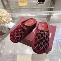 グッチ靴 GUCCI 2026新作 カジュアルシューズ