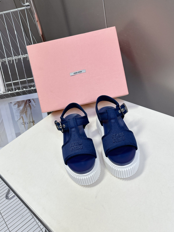 ミュウミュウ靴 Miu Miu 2026新作 サンダル