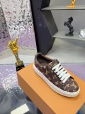 ルイヴィトン靴 LOUIS VUITTON 2026新作 スニーカー