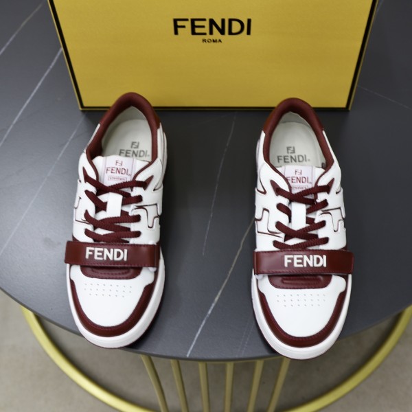 フェンディ靴FENDI 2026新作 カジュアルシューズ