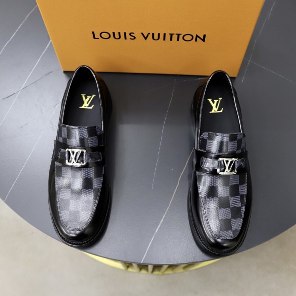 ルイヴィトン靴LOUIS VUITTON 2026新作 モカシン