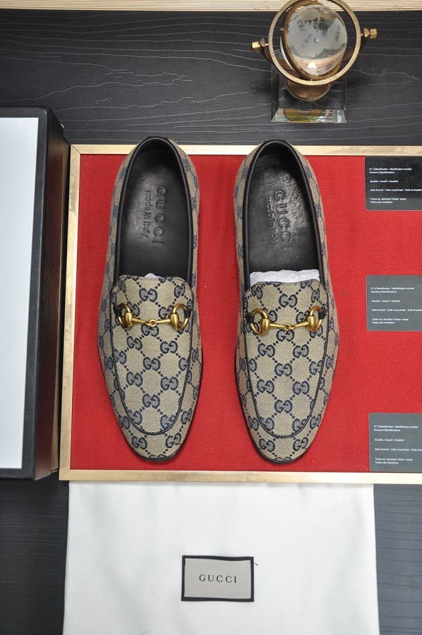 グッチ靴GUCCI 2026新作 カジュアルシューズ