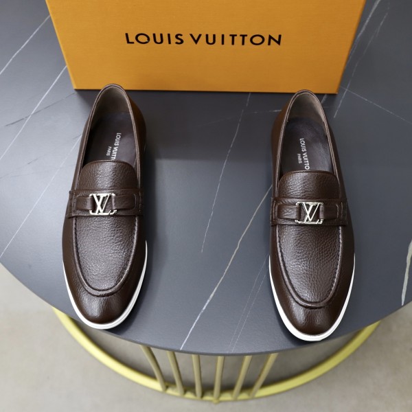 ルイヴィトン靴LOUIS VUITTON 2026新作 ローファー