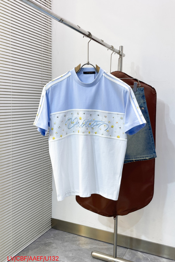 ルイヴィトン服 LOUIS VUITTON 2026新作 Tシャツ