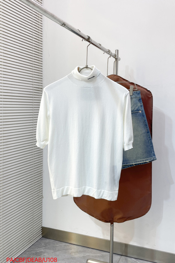 プラダ服 PRADA 2026新作 Tシャツ