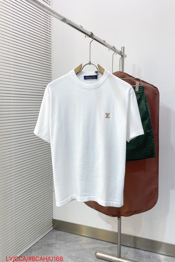 ルイヴィトン服 LOUIS VUITTON 2026新作 Tシャツ