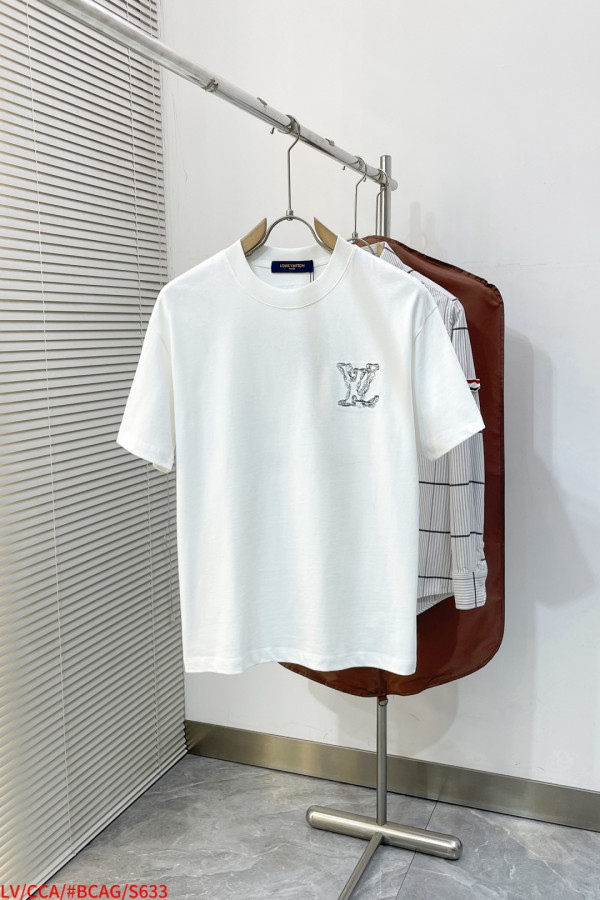 ルイヴィトン服 LOUIS VUITTON 2026新作 Tシャツ
