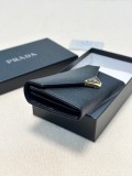 プラダ財布 PRADA 2026新作 財布