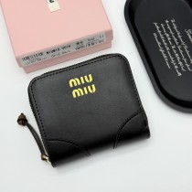 ミュウミュウ財布 Miu Miu 2026新作 財布 V07