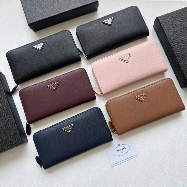 プラダ財布 PRADA 2026新作 財布