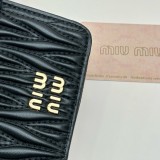 ミュウミュウ財布 Miu Miu 2026新作 財布 3511