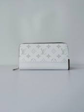 ルイヴィトン財布 LOUIS VUITTON 2026新作 財布 27650