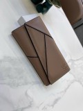 ロエベ財布 LOEWE 2026新作 財布 8332