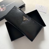 プラダ財布 PRADA 2026新作 財布