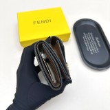 フェンディ財布 FENDI 2026新作 財布 8352