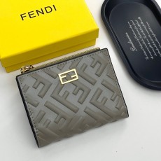 フェンディ財布 FENDI 2026新作 財布 8358