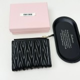 ミュウミュウ財布 Miu Miu 2026新作 財布