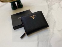 プラダ財布 PRADA 2026新作 財布 8040