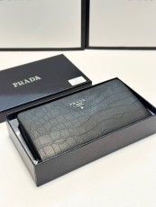 プラダ財布 PRADA 2026新作 財布 8816