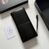 プラダ財布 PRADA 2026新作 財布