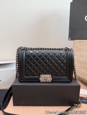 シャネルバッグ CHANEL 2026新作 ショルダーバッグ