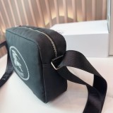 バーバリーバッグ BURBERRY 2026新作 ショルダーバッグ