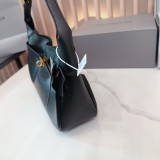 バレンシアガバッグ BALENCIAGA 2026新作 ショルダーバッグ