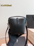 サンローランバッグ Yves Saint Laurent 2026新作 バケットバッグ
