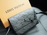 ルイヴィトンバッグ LOUIS VUITTON 2026新作 スリングバッグ