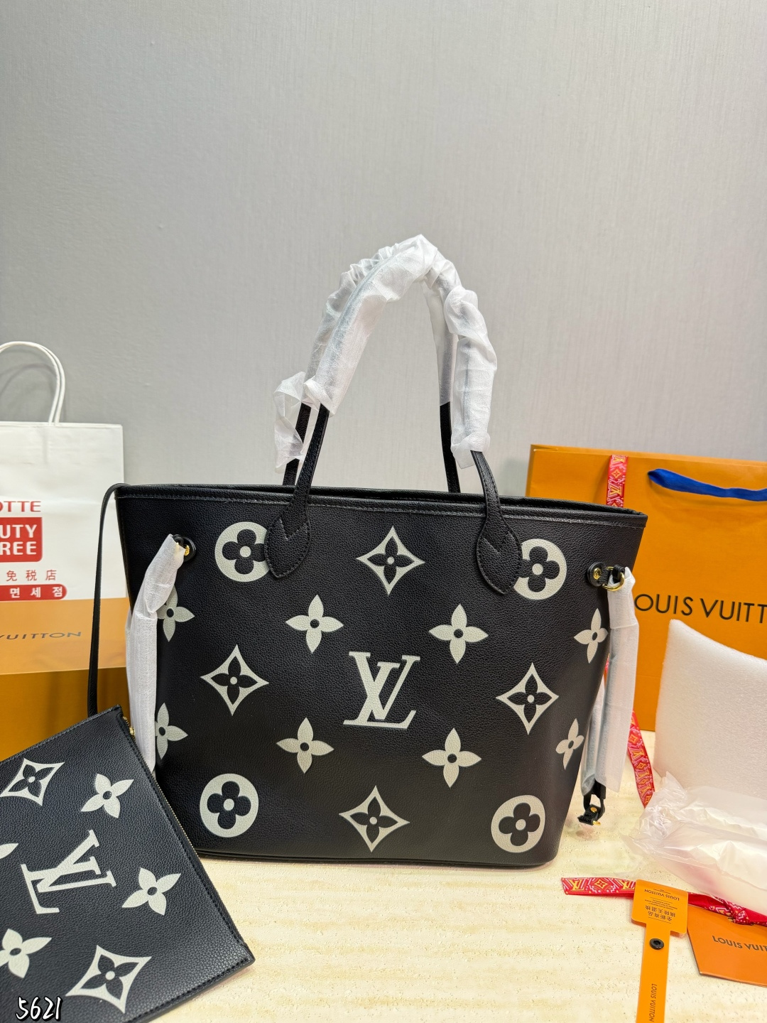 ルイヴィトンバッグ LOUIS VUITTON 2026新作 トートバッグ