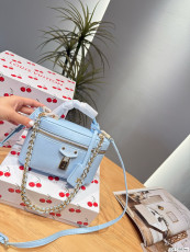ルイヴィトンバッグ LOUIS VUITTON 2026新作 化粧ポーチ