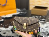 ルイヴィトンバッグ LOUIS VUITTON 2026新作 ショルダーバッグ