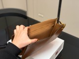 セリーヌバッグ CELINE 2026新作 ショルダーバッグ