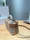 バーバリーバッグ BURBERRY 2026新作 ショルダーバッグ