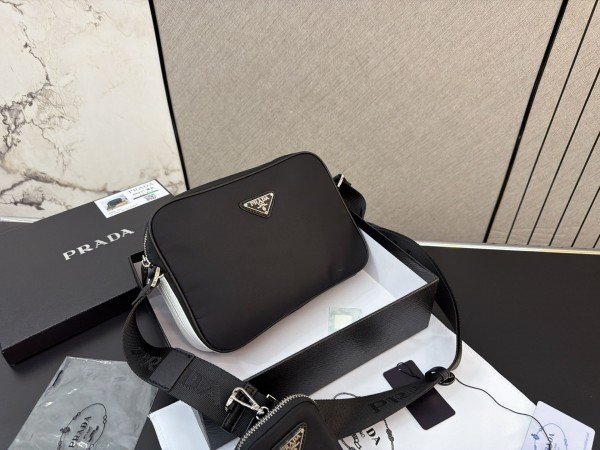 プラダバッグ PRADA 2026新作 スリングバッグ