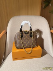 ルイヴィトンバッグ LOUIS VUITTON 2026新作 ハンドバッグ