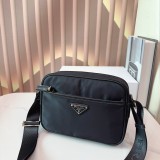 プラダバッグ PRADA 2026新作 ショルダーバッグ