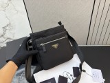 プラダバッグ PRADA 2026新作 スリングバッグ