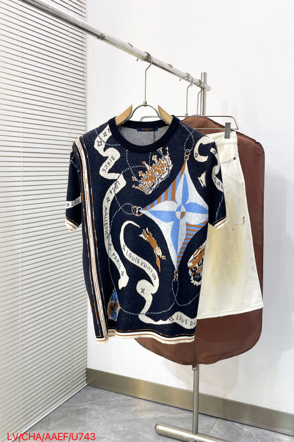 ルイヴィトン服 LOUIS VUITTON 2026新作 Tシャツ
