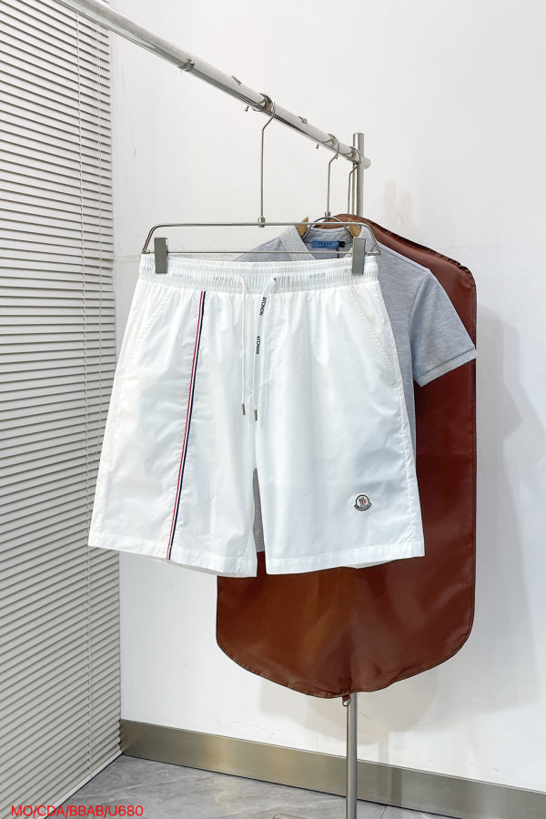 モンクレール服 MONCLER 2026新作 ハーフパンツ