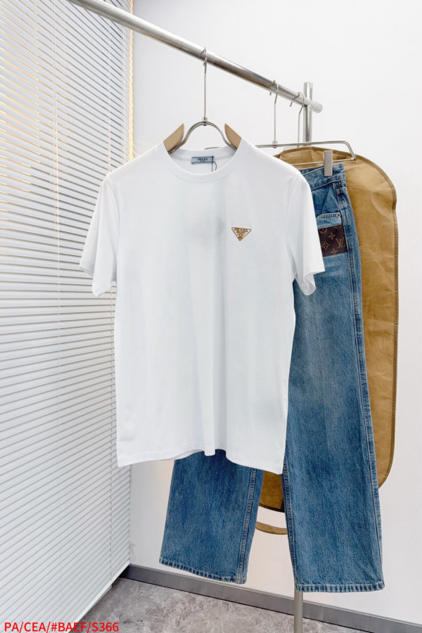 プラダ服 PRADA 2026新作 Tシャツ