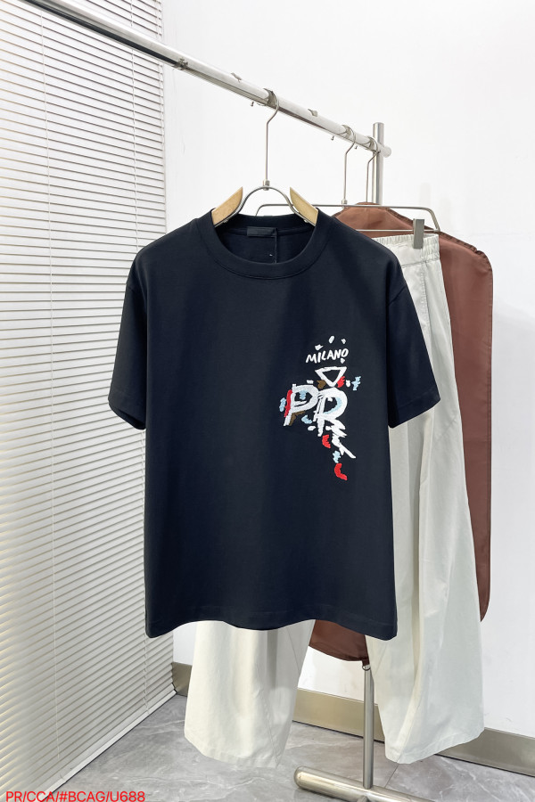 プラダ服 PRADA 2026新作 Tシャツ