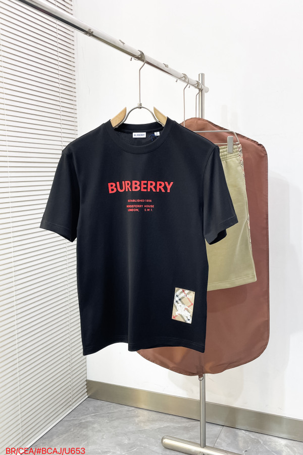 バーバリー服 BURBERRY 2026新作 Tシャツ
