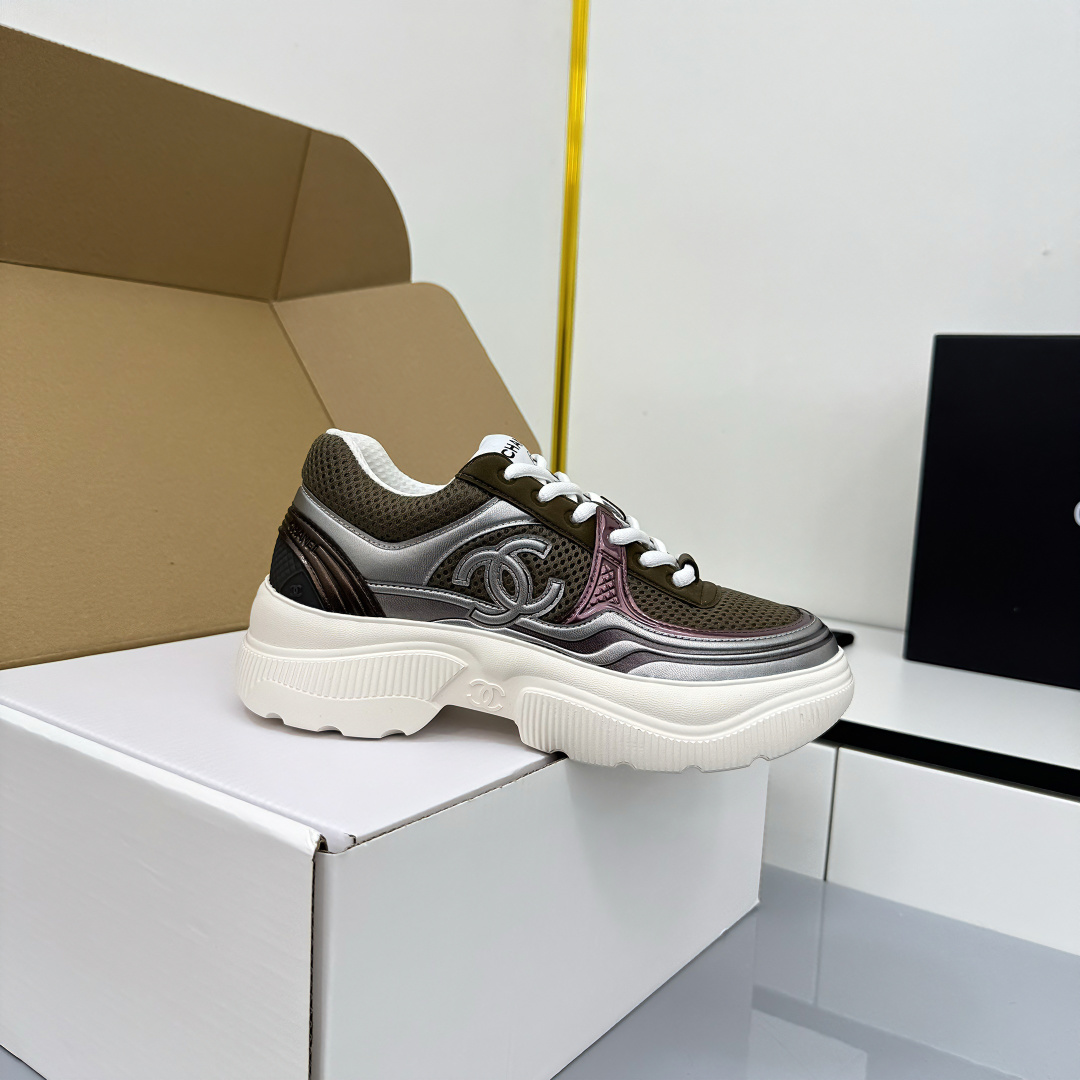 シャネル靴 CHANEL 2026新作 スニーカー