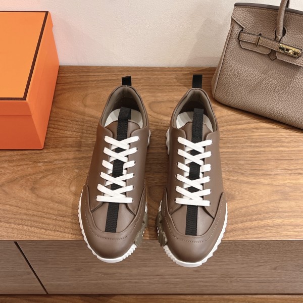 エルメス靴 HERMES 2026新作 カジュアルシューズ